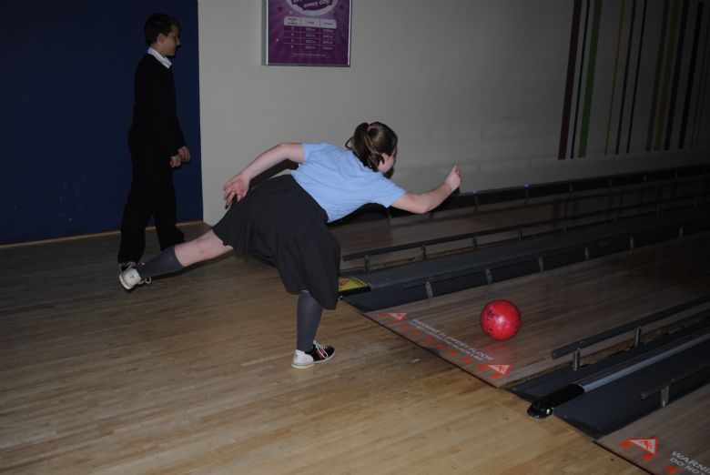  Y6 bowling